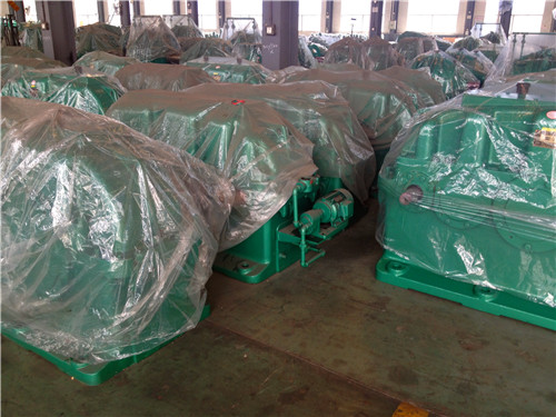 如何根據實際需求選擇合適的擺線滾子行星減速機？