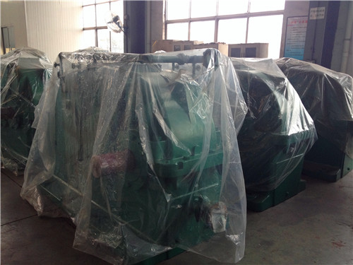 如何判斷擺線針輪減速機潤滑油的油位是否正常？